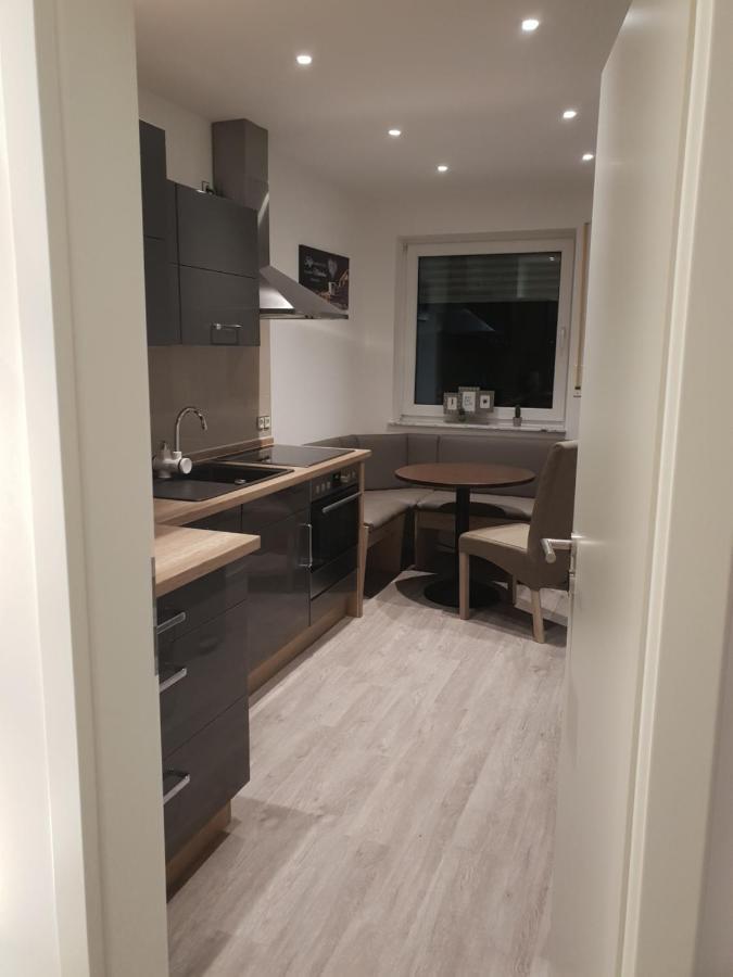 Ferienwohnung Mit Jacuzzi Naehe Flughafen Koeln Bonn Τρόισντορφ Εξωτερικό φωτογραφία