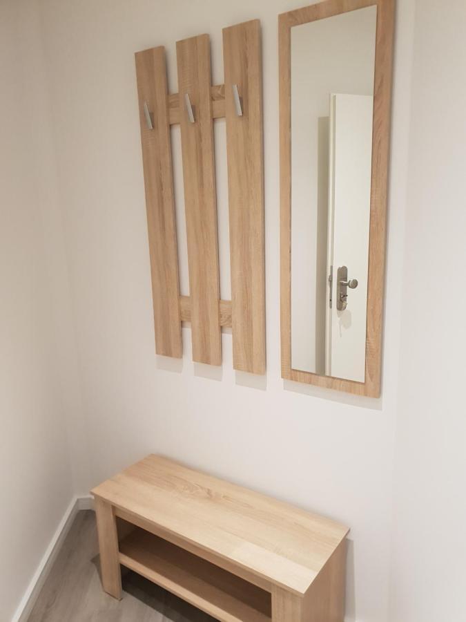 Ferienwohnung Mit Jacuzzi Naehe Flughafen Koeln Bonn Τρόισντορφ Εξωτερικό φωτογραφία