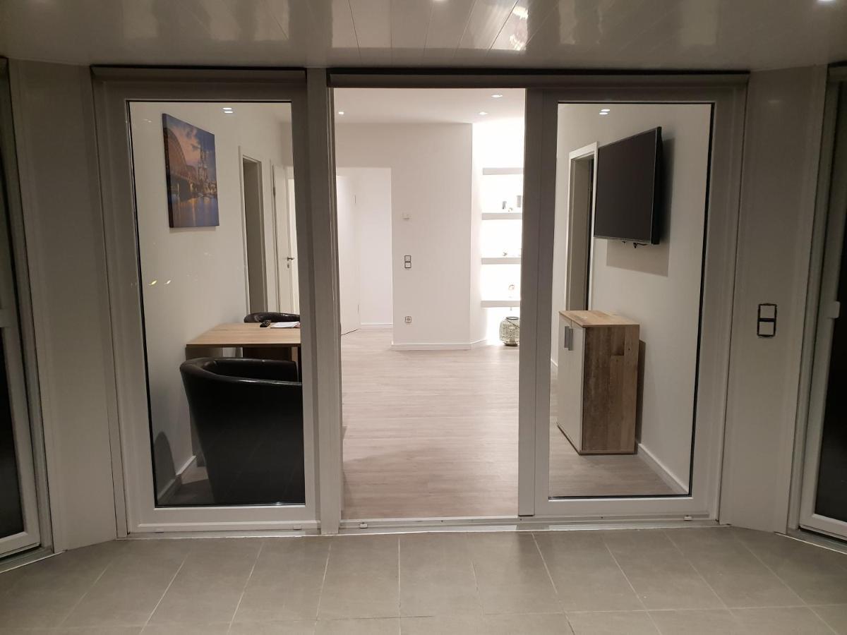 Ferienwohnung Mit Jacuzzi Naehe Flughafen Koeln Bonn Τρόισντορφ Εξωτερικό φωτογραφία