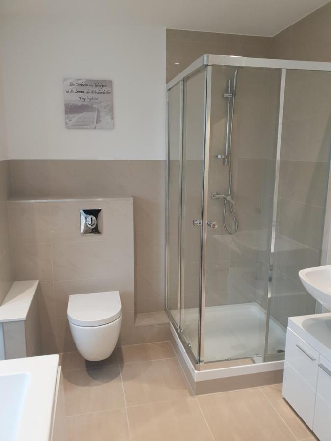 Ferienwohnung Mit Jacuzzi Naehe Flughafen Koeln Bonn Τρόισντορφ Εξωτερικό φωτογραφία