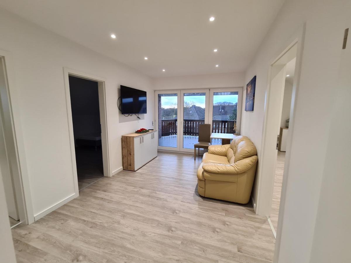 Ferienwohnung Mit Jacuzzi Naehe Flughafen Koeln Bonn Τρόισντορφ Εξωτερικό φωτογραφία